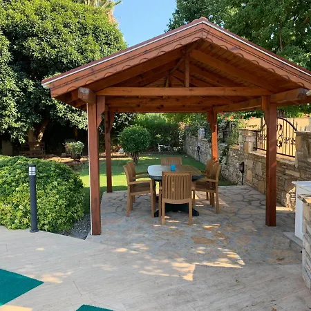 Celik Villa